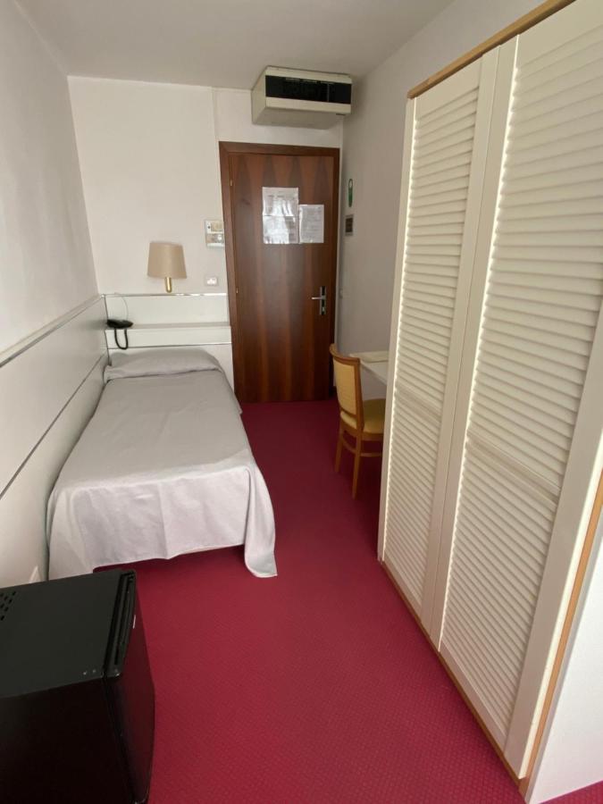 Hotel Conca Verde リニャーノ・サッビアドーロ エクステリア 写真
