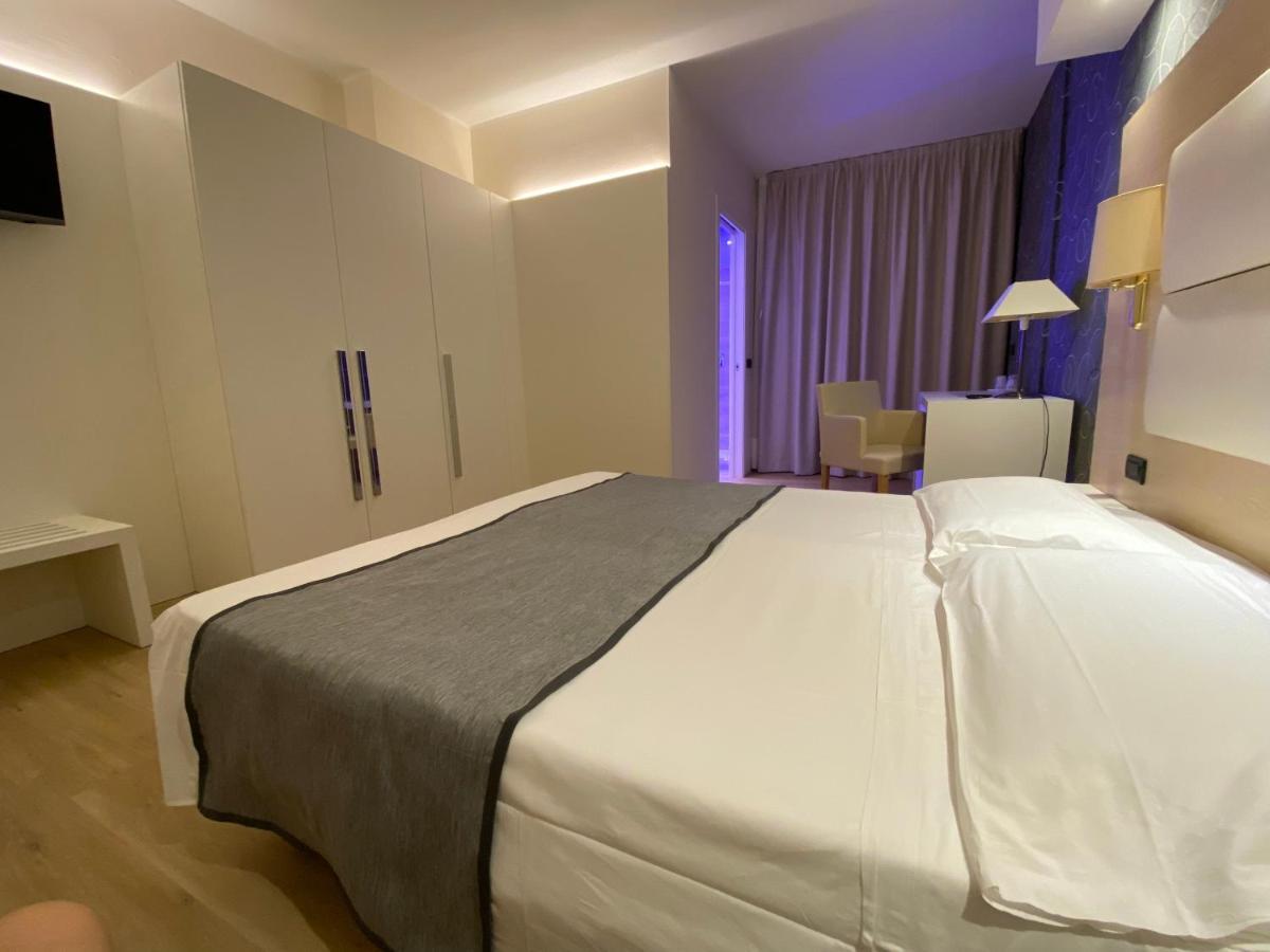 Hotel Conca Verde リニャーノ・サッビアドーロ エクステリア 写真