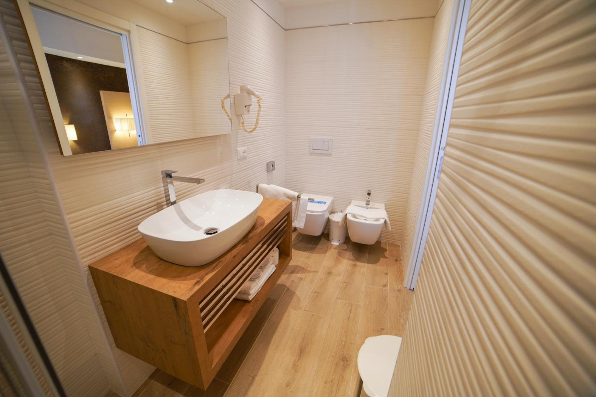 Hotel Conca Verde リニャーノ・サッビアドーロ エクステリア 写真